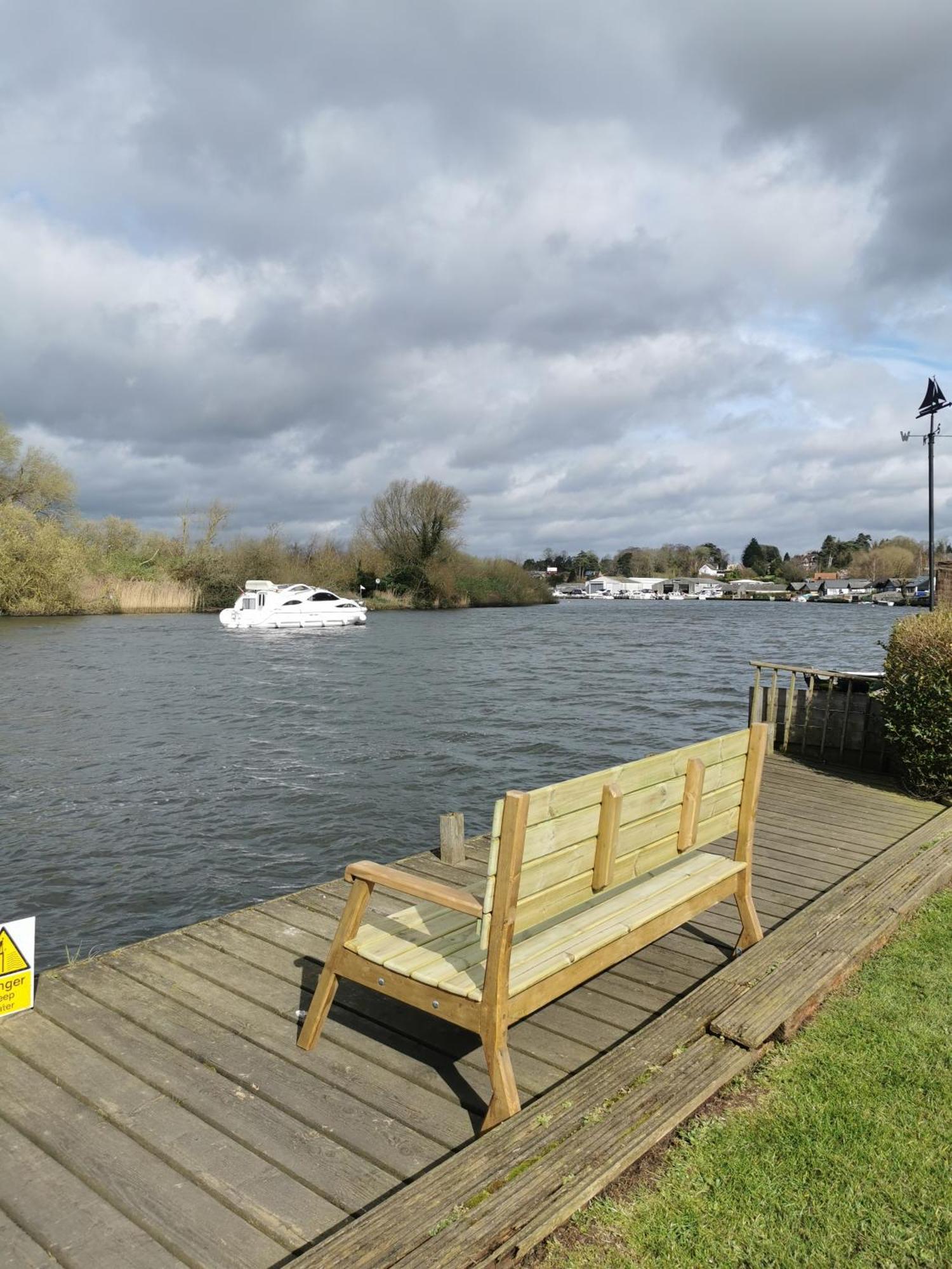 River View - Norfolk Broads Brundall Buitenkant foto